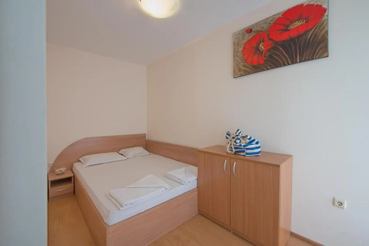 Chateau Del Mar Holiday Apartments Sunny Beach 0*,