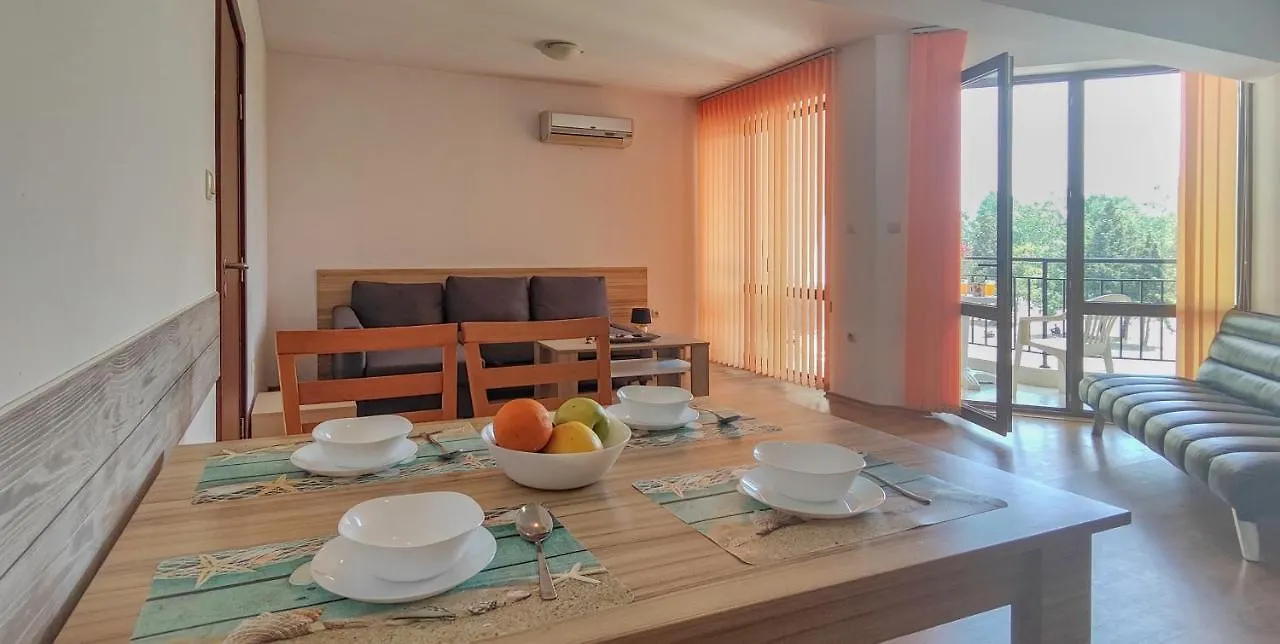 Chateau Del Mar Holiday Apartments Sunny Beach 0*,
